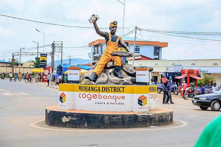 27-Year-Old Man Arrested for Allegedly Killing His Friend Over 300 Rwf in Muhanga 27-Year-Old Man Arrested for Allegedly Killing His Friend Over 300 Rwf in Muhanga